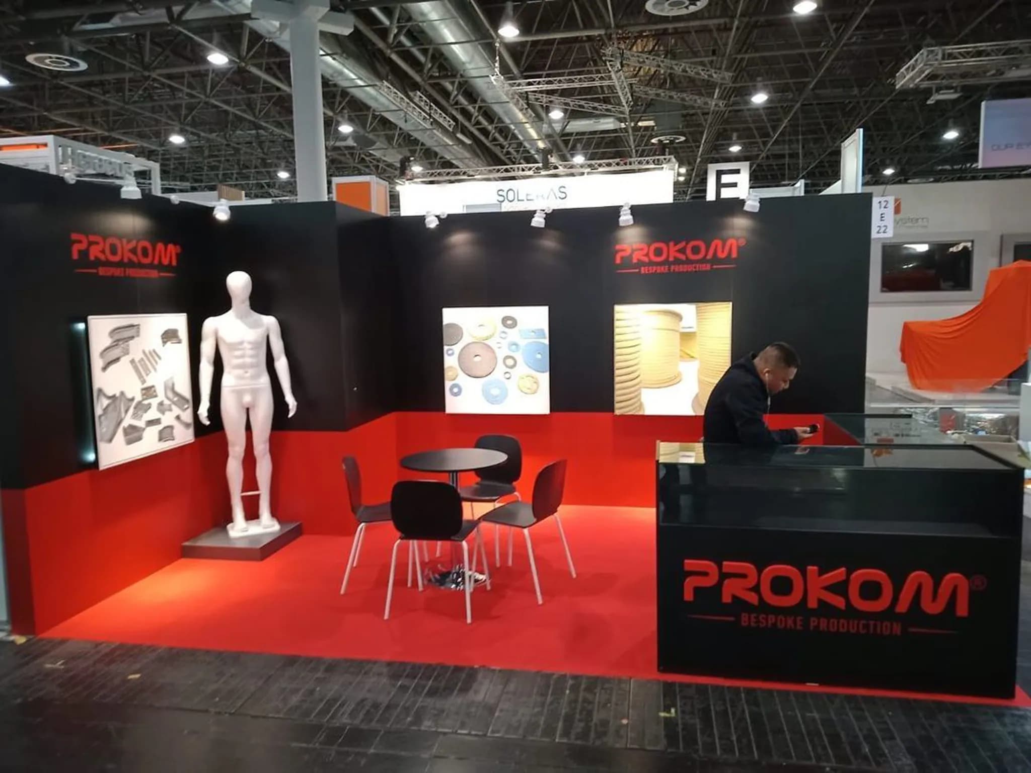 GLASSTECH 2022 — PROKOM — 1