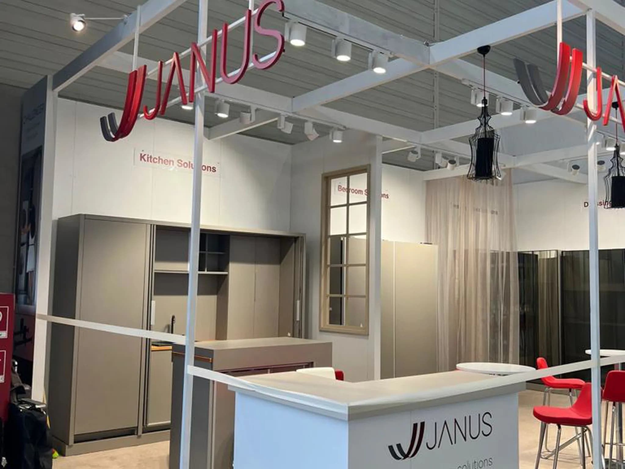 INTERZOOM 2023 — JANUS